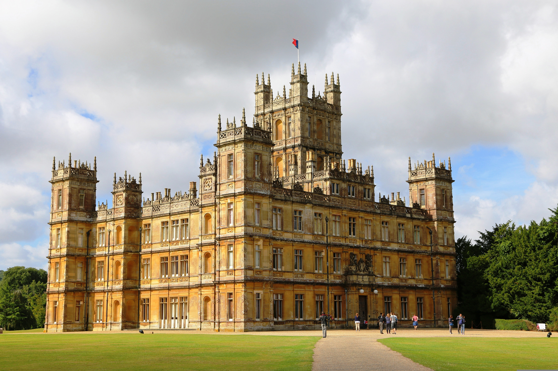 Highclere Castle, Downton Abbey filming location