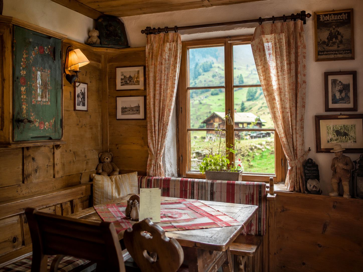 Cozy alpine chalet dining room