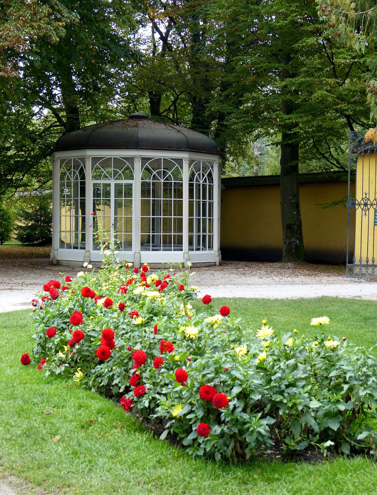 Pabellón de cristal de The Sound of Music en los jardines del Palacio Hellbrunn